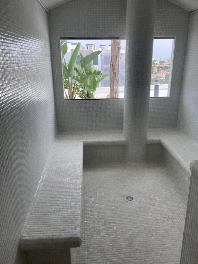 Luxury Apartment Juliano - The View Fuengirola Kültér fotó